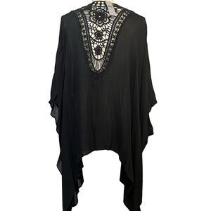Cover up Crotchet St New York Flowy open cover up top 
Womens Size Small Lace